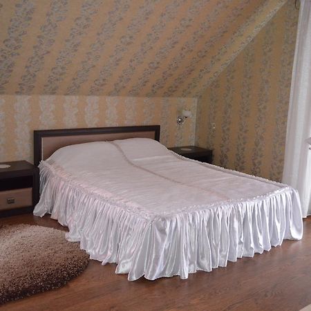 Hotel Fiyesta Starokostyantyniv Ngoại thất bức ảnh