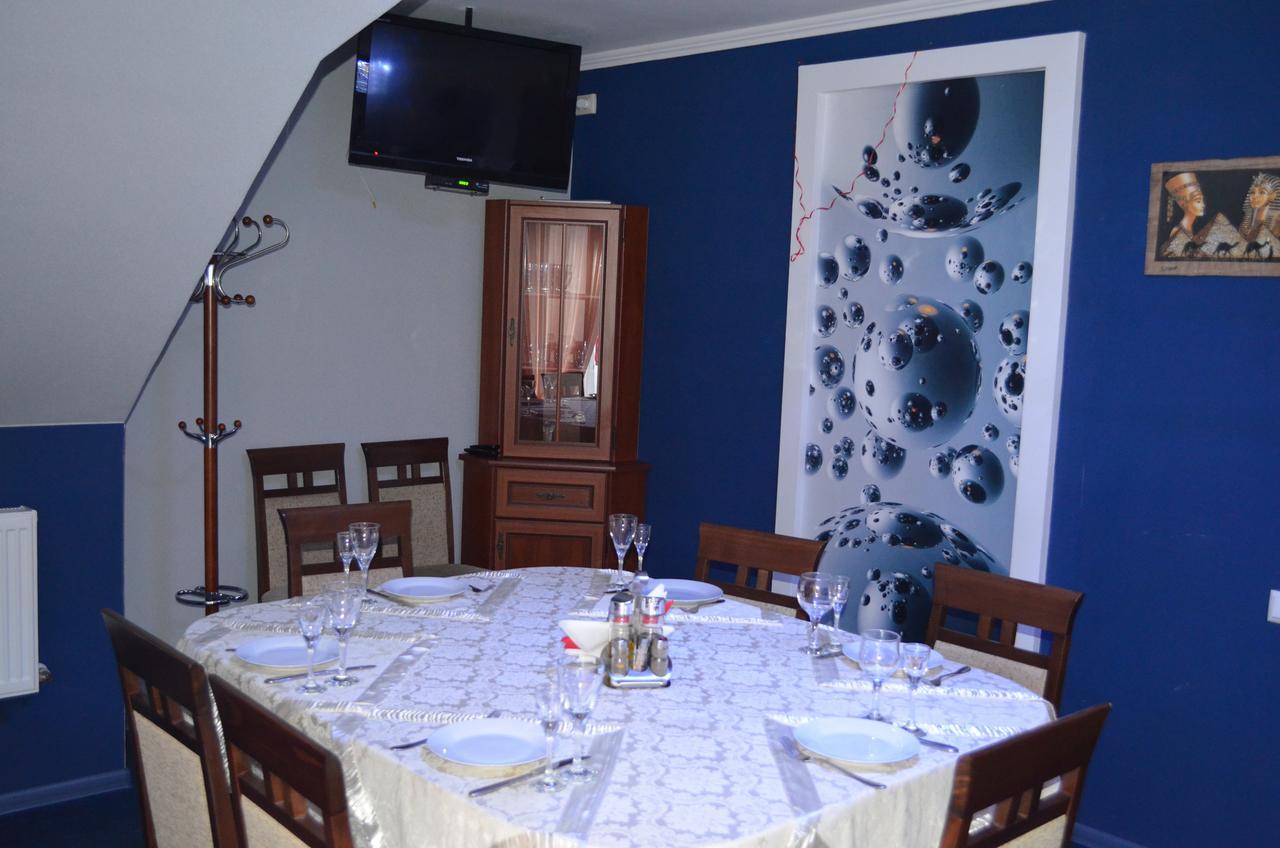 Hotel Fiyesta Starokostyantyniv Ngoại thất bức ảnh